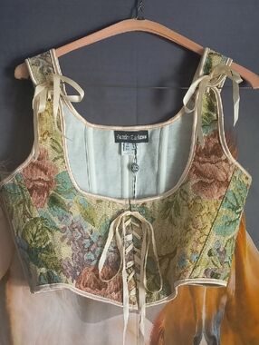 Scarlett Boutique Floral Tapestry Lace-Up Cropped Camisole